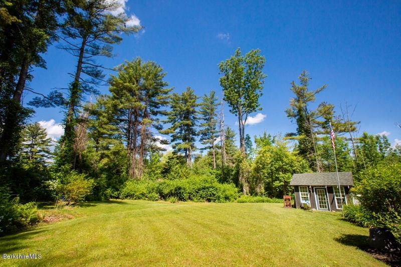 29 Mahkeenac Road Stockbridge, MA 01262 - Photo 32 of 40 0010