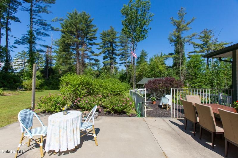 29 Mahkeenac Road Stockbridge, MA 01262 - Photo 33 of 40 0012