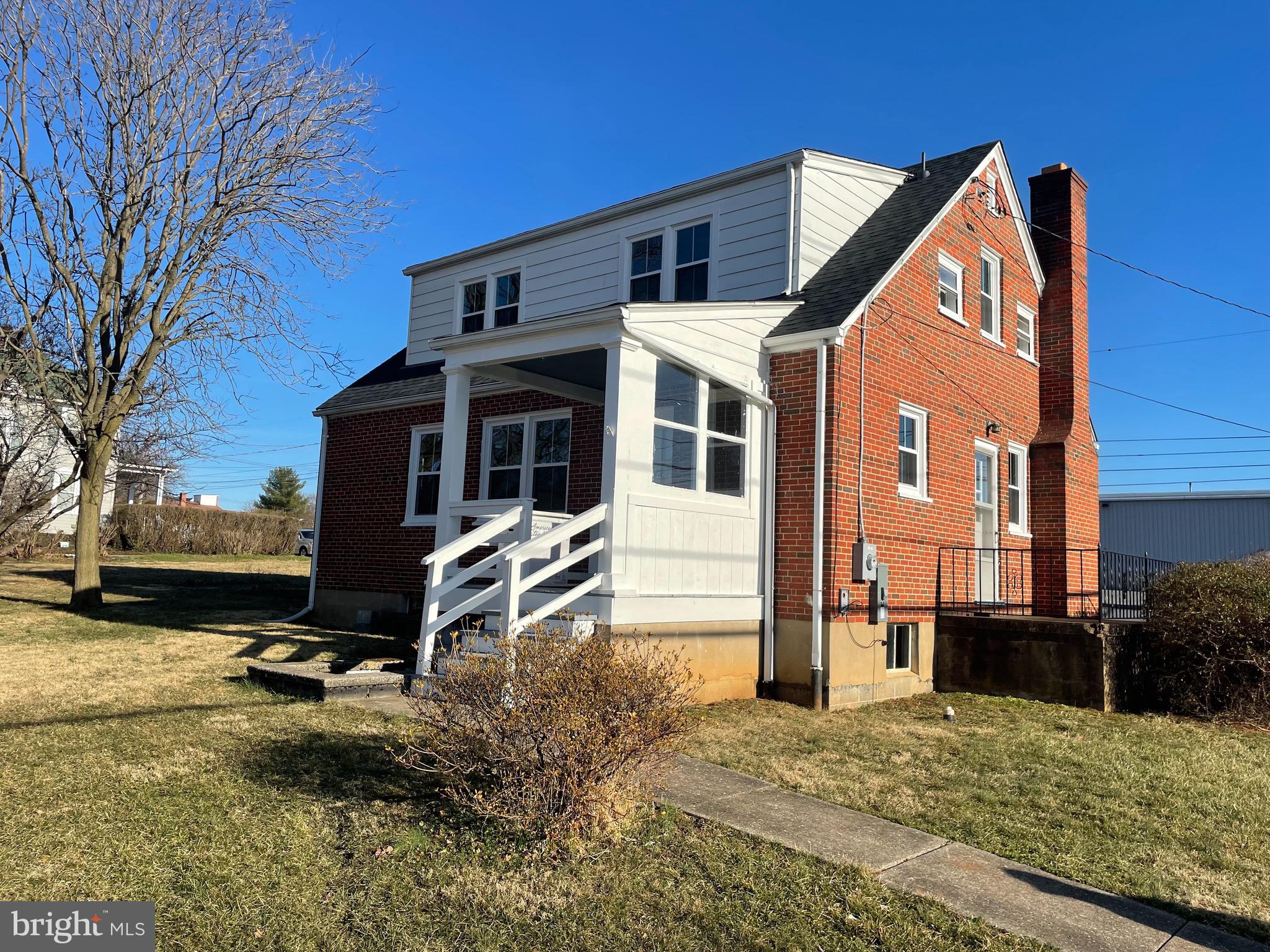 216 West 3rd Avenue Ranson, WV 25438 - Photo 5 of 31