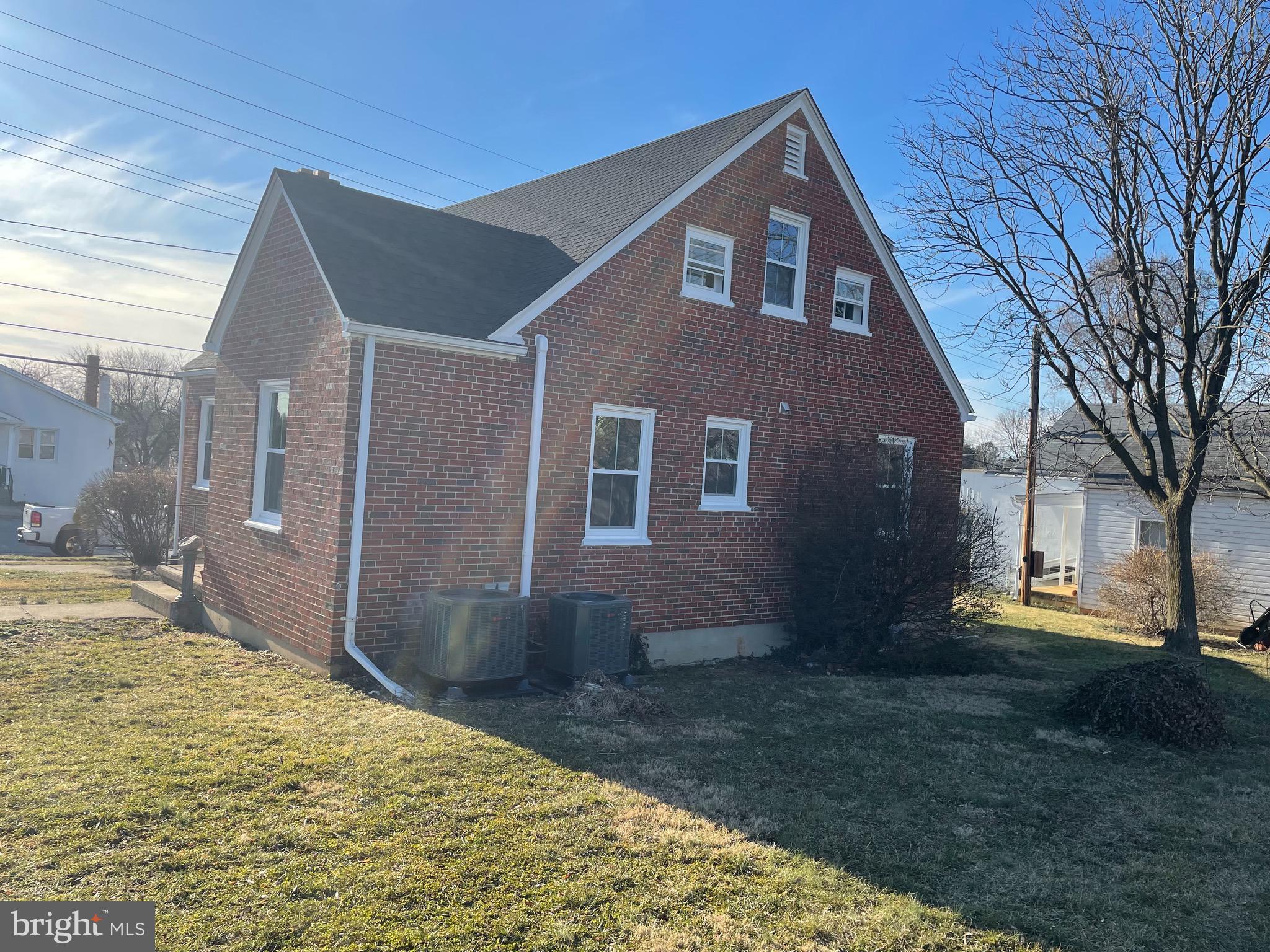 216 West 3rd Avenue Ranson, WV 25438 - Photo 6 of 31