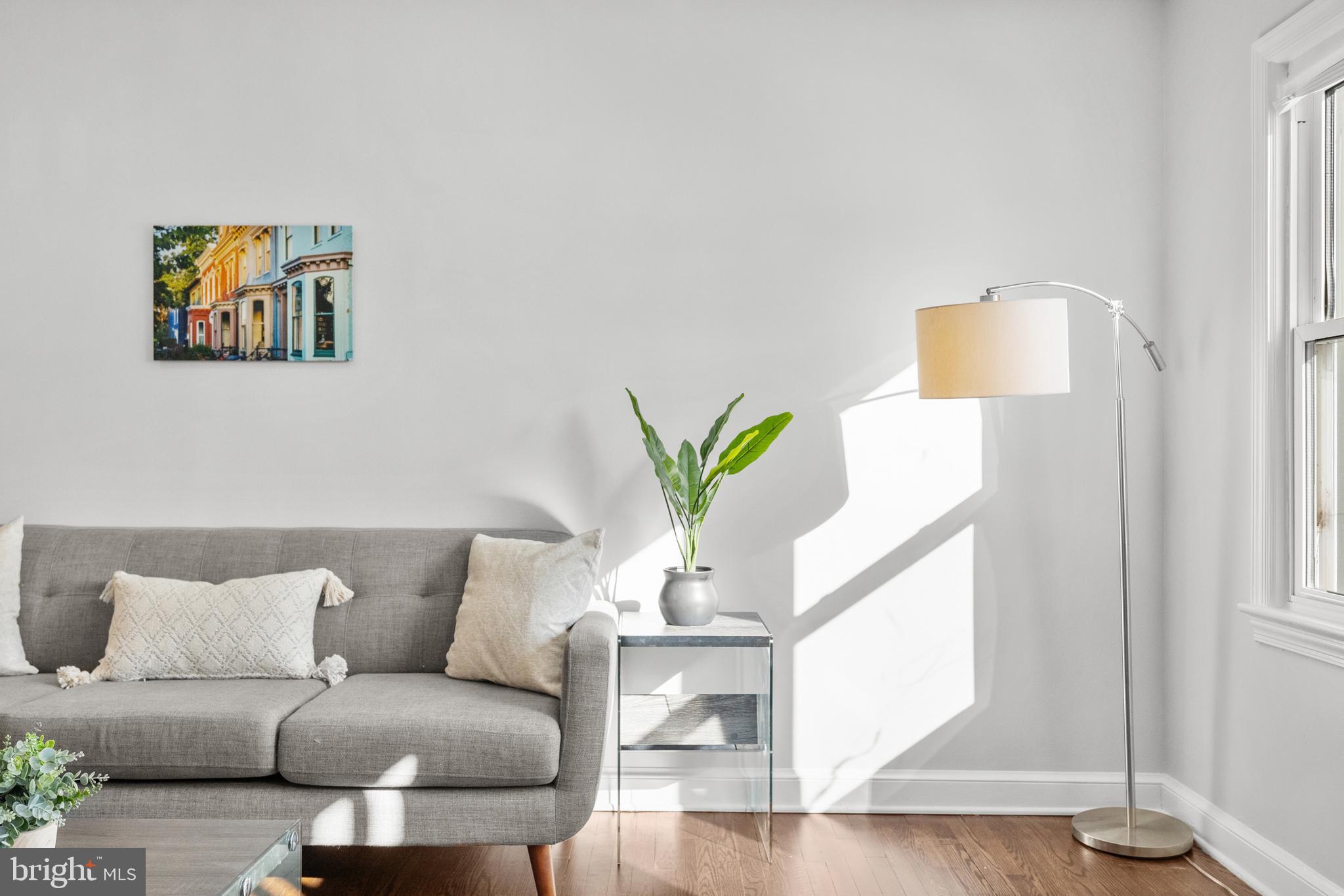 810 20th Street Northeast Washington, DC 20002 - Photo 3 of 40