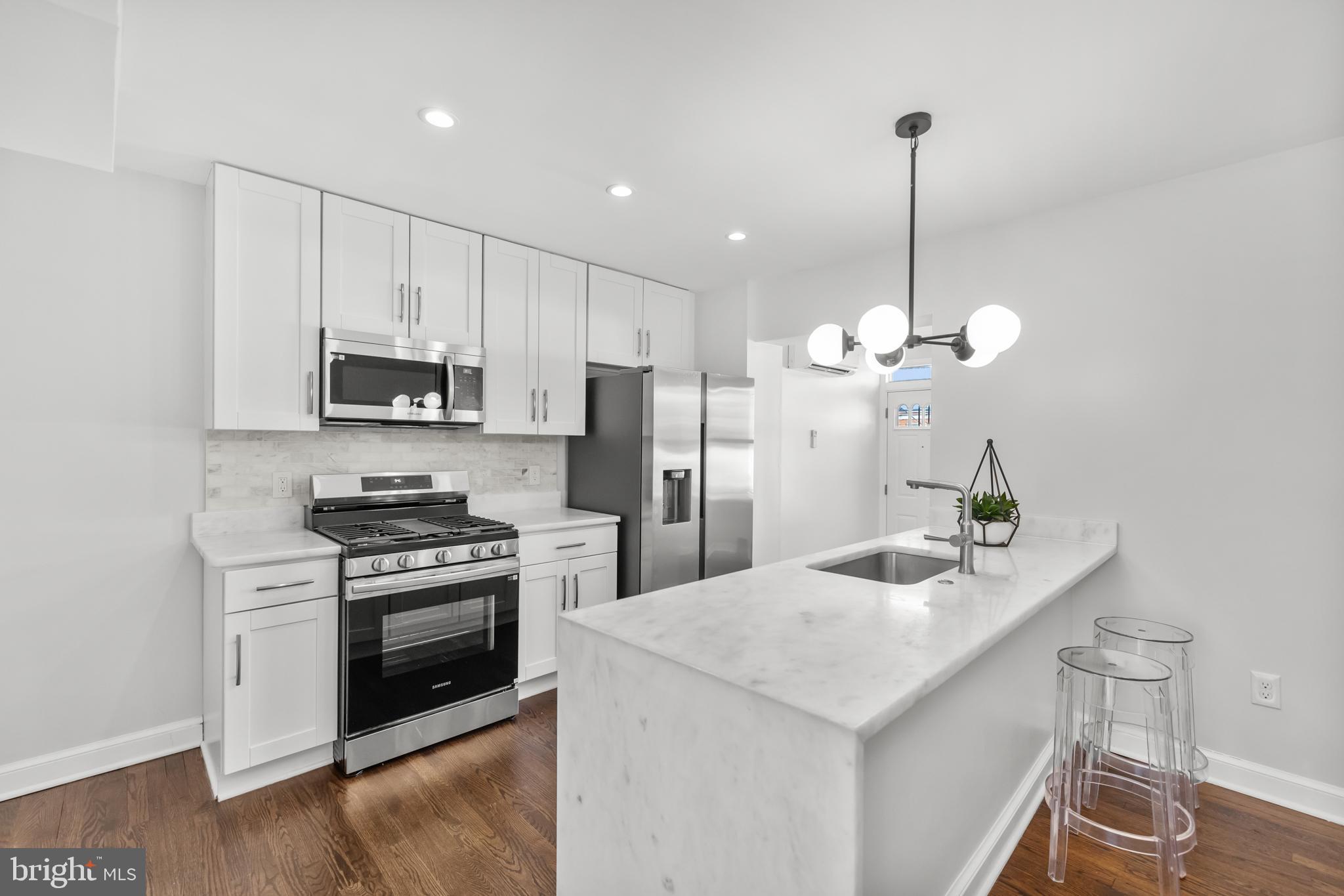 810 20th Street Northeast Washington, DC 20002 - Photo 8 of 40