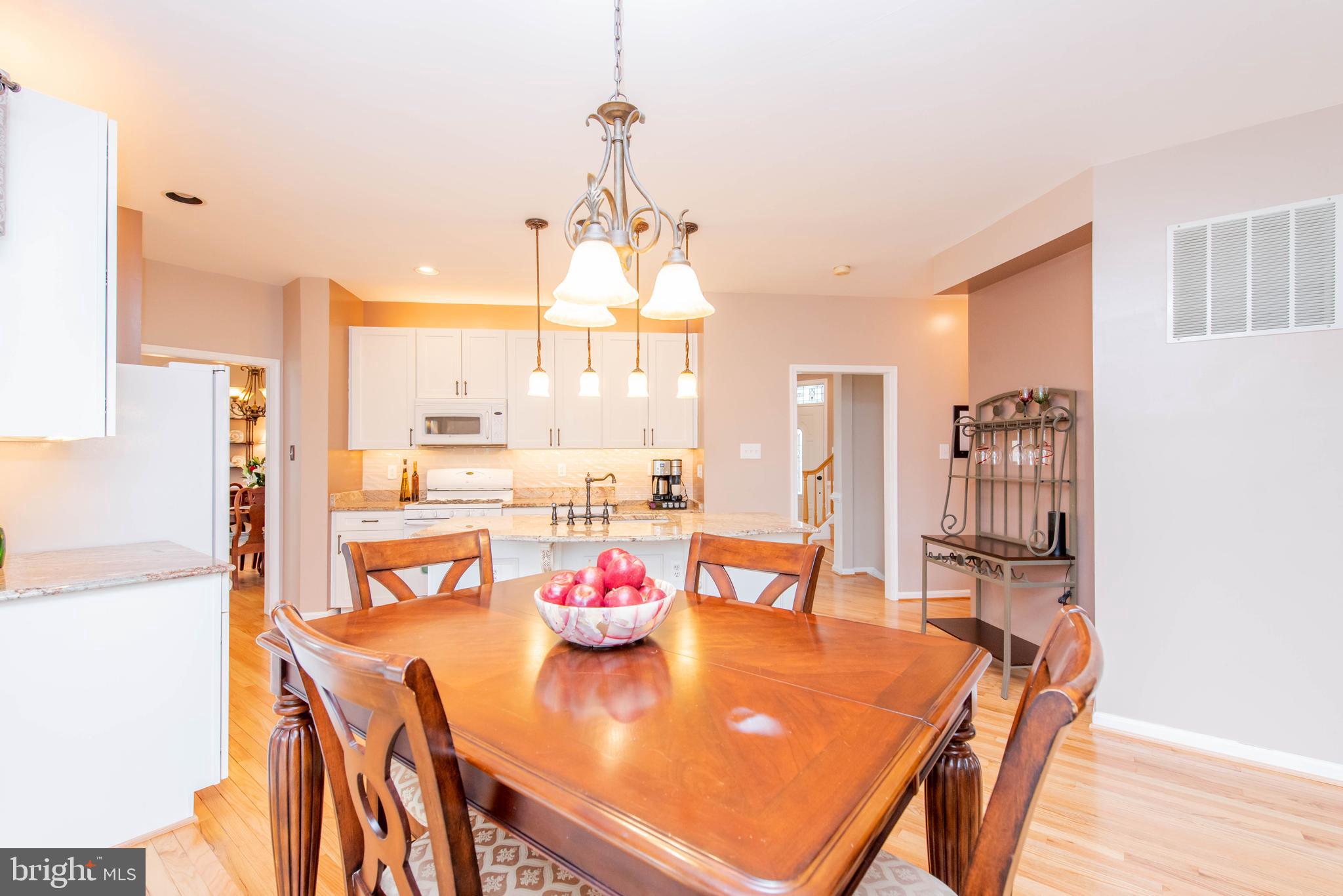 1840 Bennett Road Eldersburg, MD 21784 - Photo 16 of 68 Breakfast room