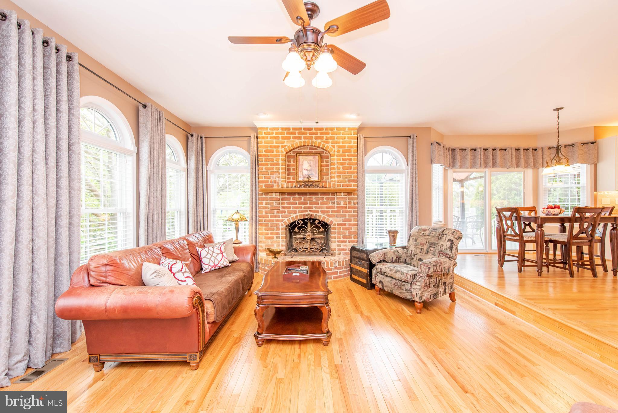 1840 Bennett Road Eldersburg, MD 21784 - Photo 17 of 68 Family room