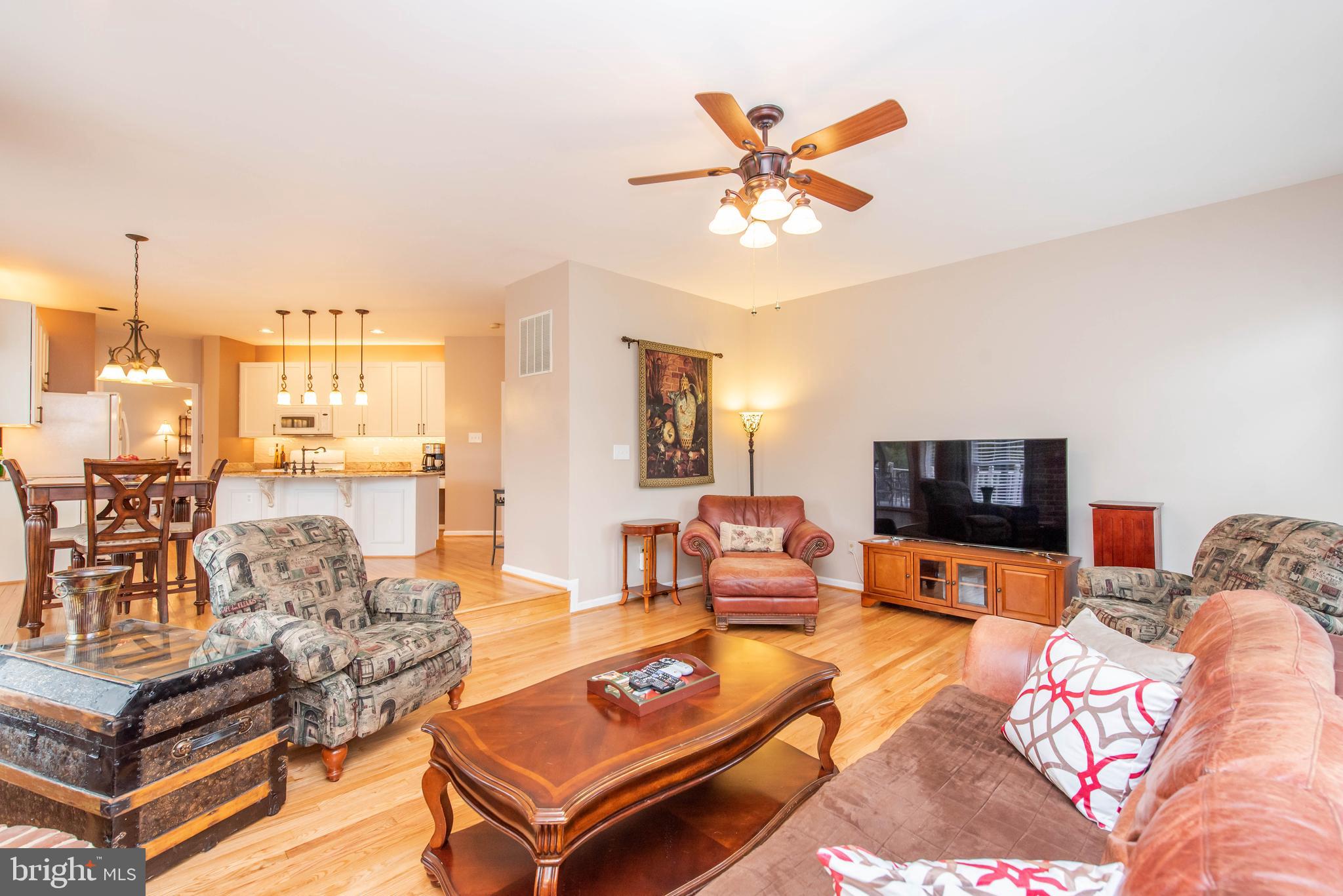 1840 Bennett Road Eldersburg, MD 21784 - Photo 20 of 68 Family room