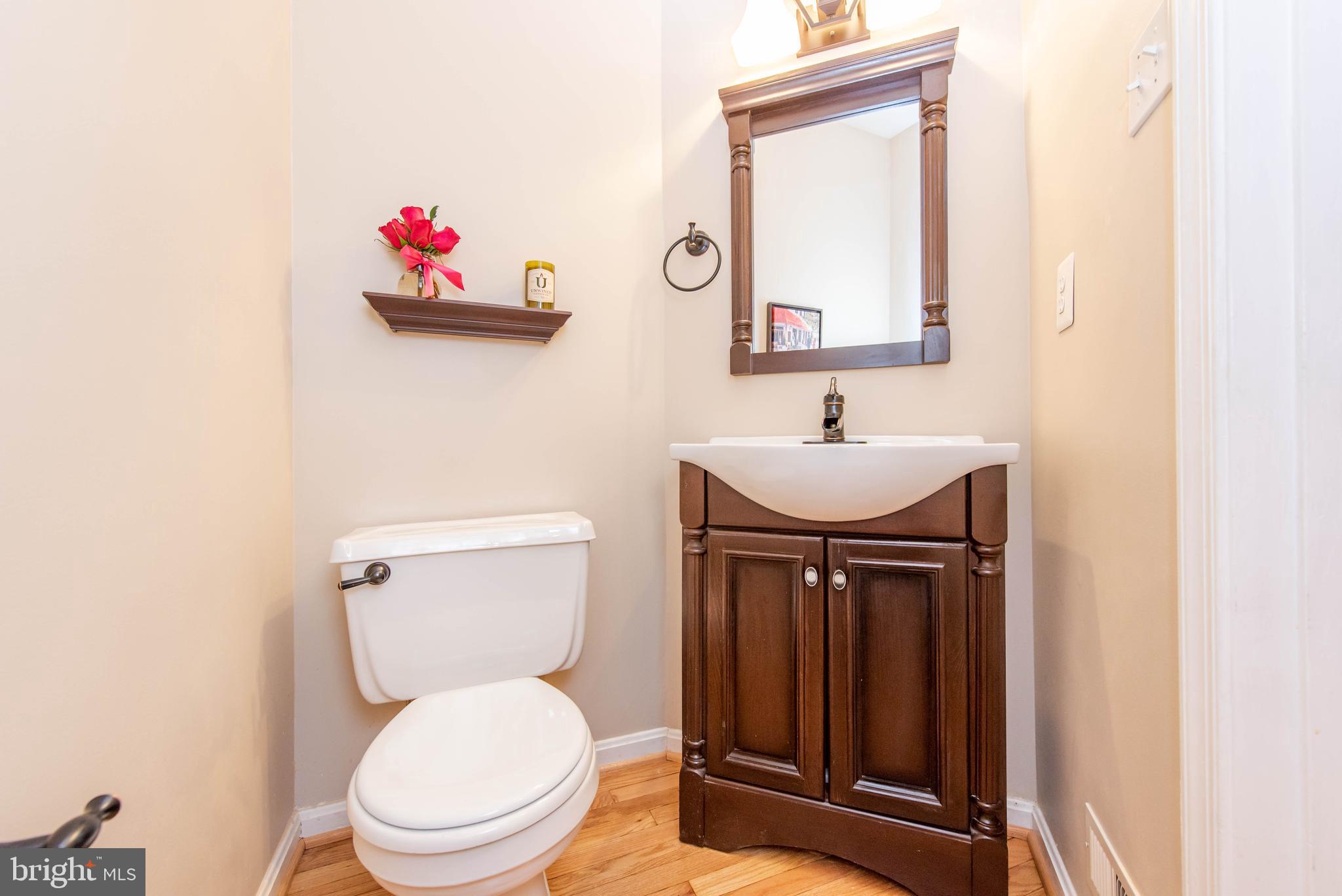 1840 Bennett Road Eldersburg, MD 21784 - Photo 23 of 68 Powder room