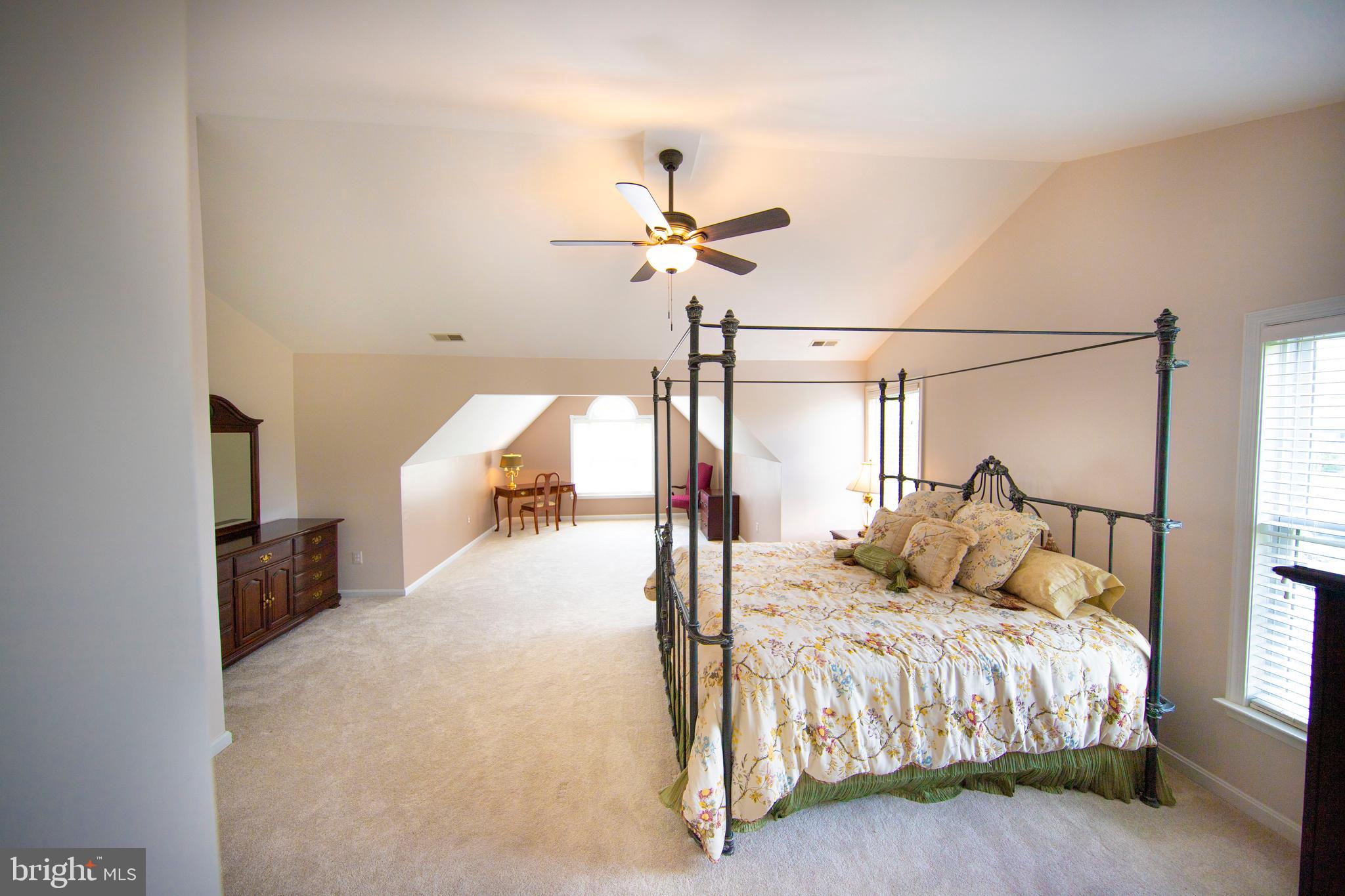1840 Bennett Road Eldersburg, MD 21784 - Photo 25 of 68 Owner's bedroom