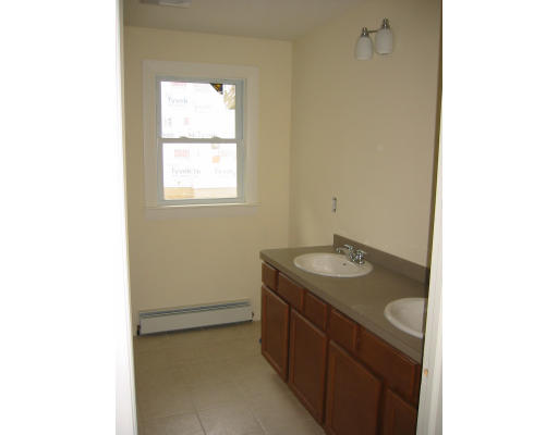 814 Parker Street Springfield, MA 01129 - Photo 7 of 9
