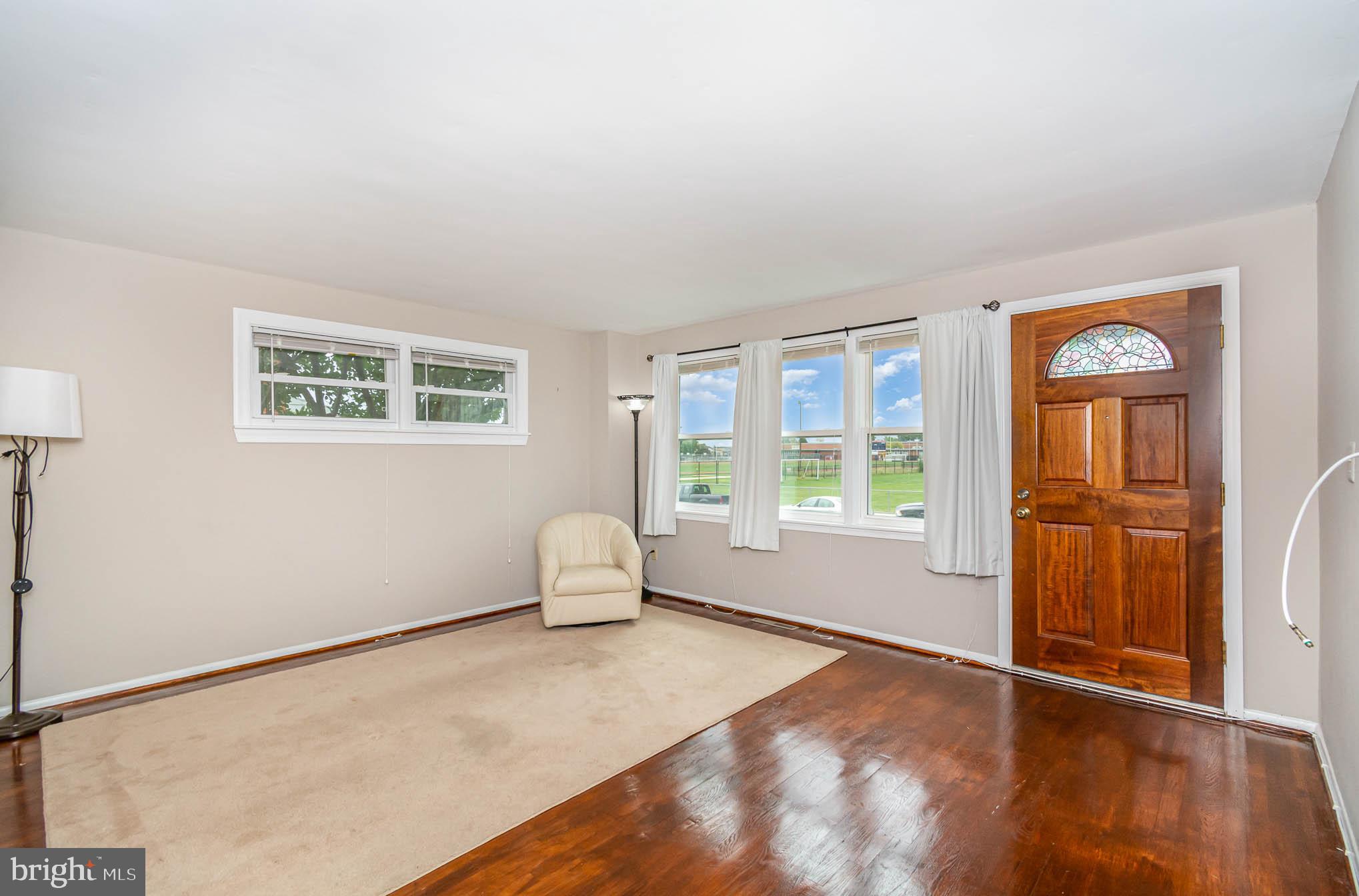8126 North Boundary Road Dundalk, MD 21222 - Photo 8 of 35 Gallery Image 8