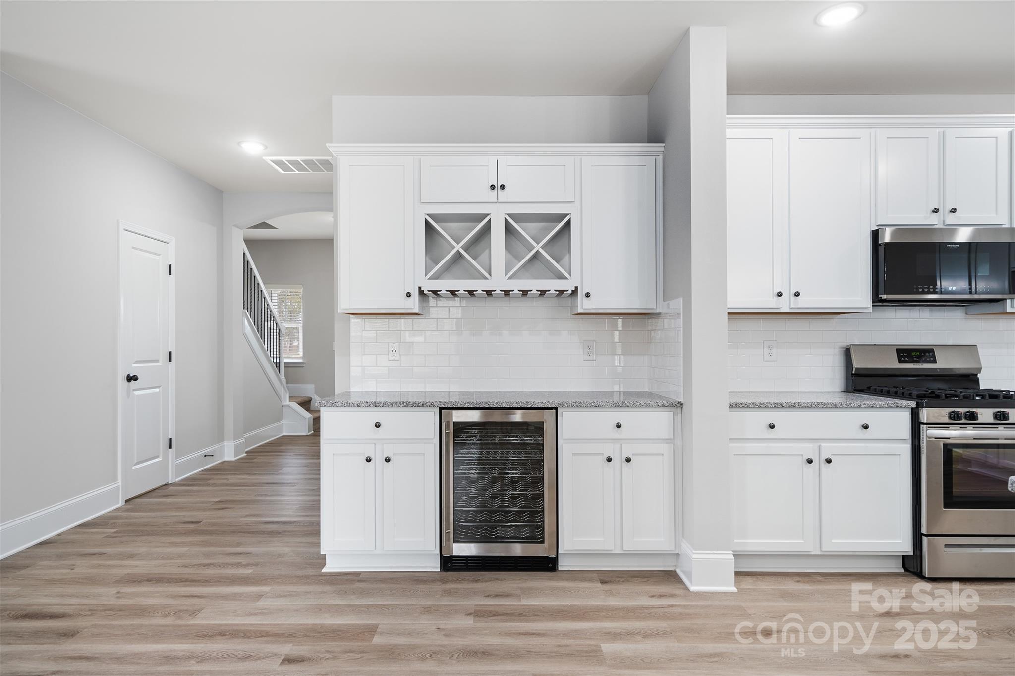 3922 Litchfield Road Charlotte, NC 28211 - Photo 4 of 18 Gallery Image 4