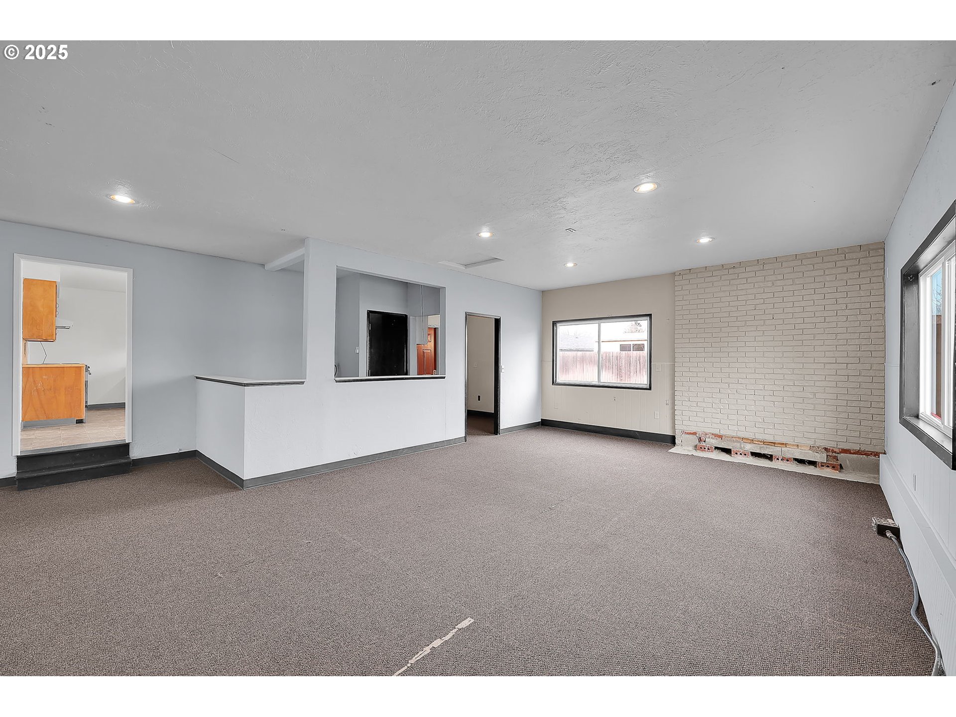 560 Hayden Bridge Way Springfield, OR 97477 - Photo 27 of 42