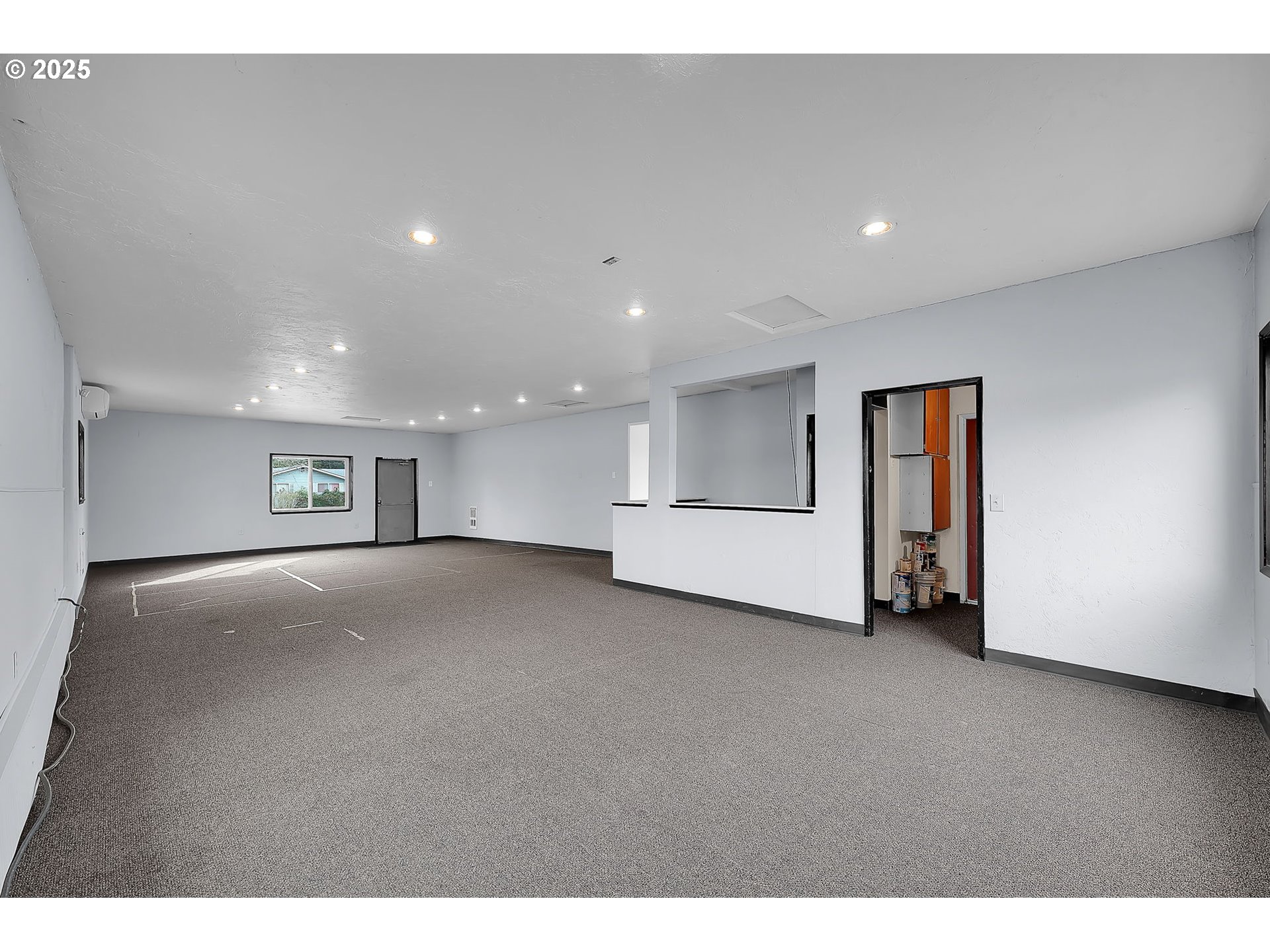 560 Hayden Bridge Way Springfield, OR 97477 - Photo 30 of 42