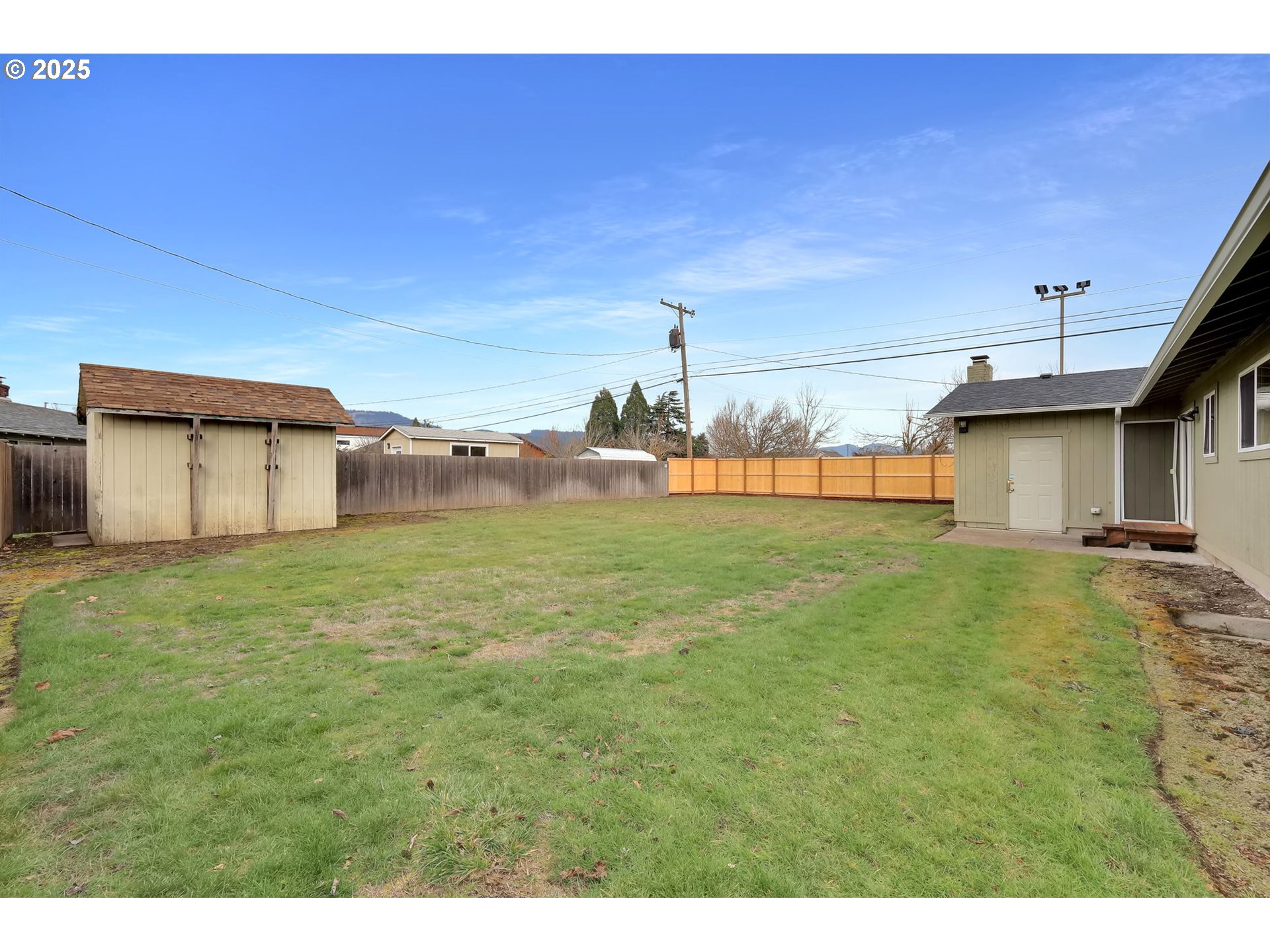 560 Hayden Bridge Way Springfield, OR 97477 - Photo 39 of 42