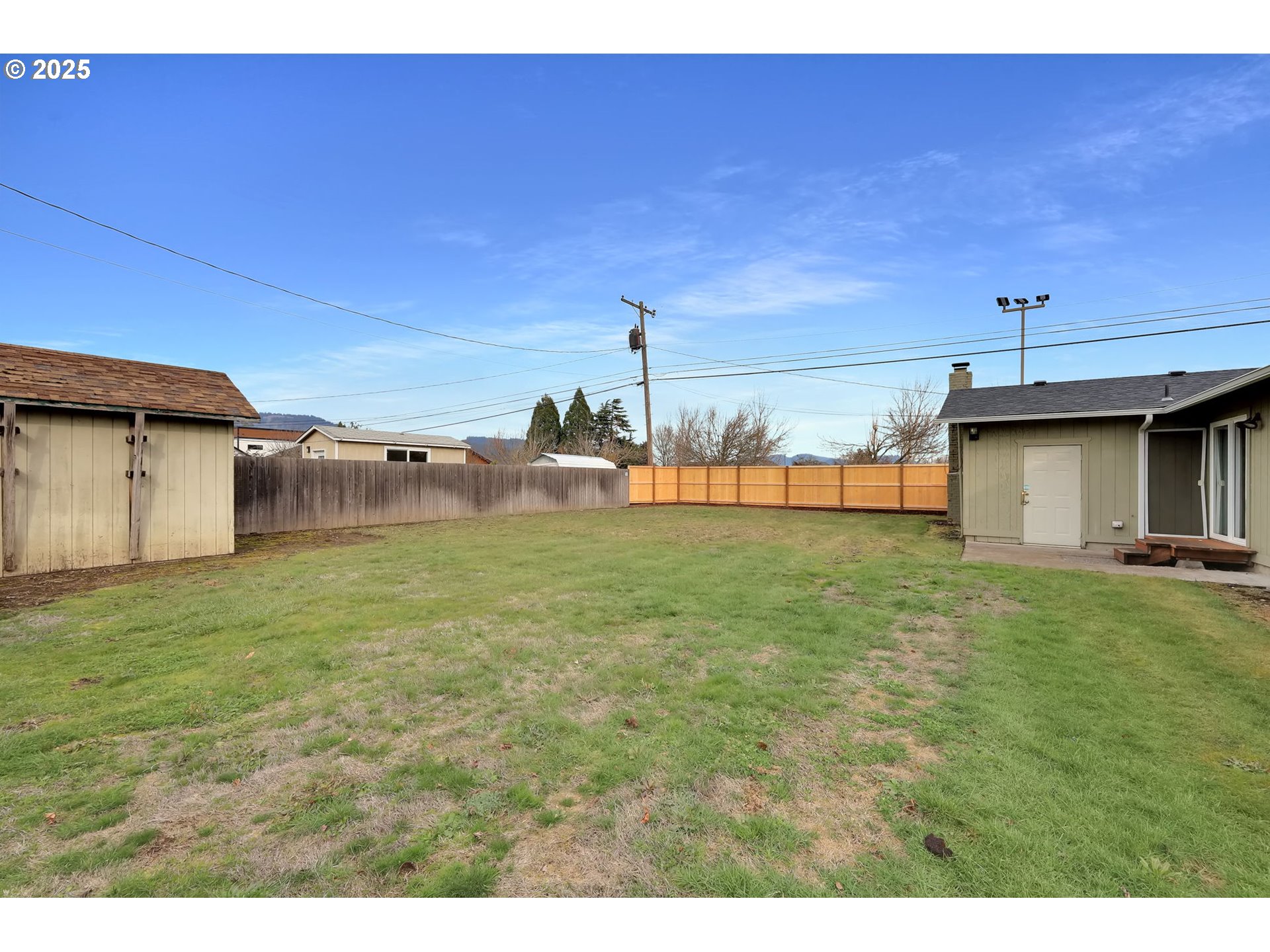 560 Hayden Bridge Way Springfield, OR 97477 - Photo 40 of 42