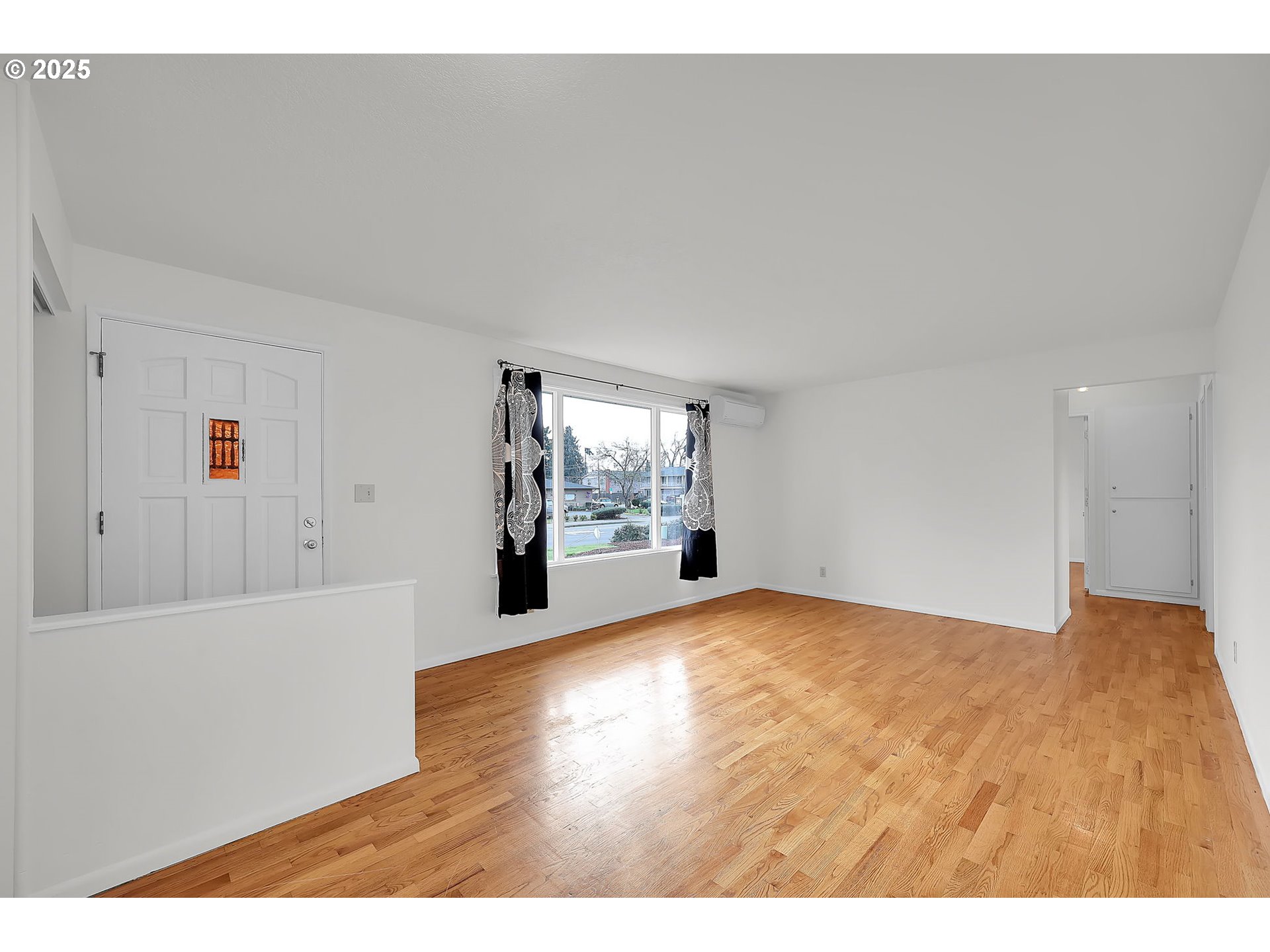 560 Hayden Bridge Way Springfield, OR 97477 - Photo 6 of 42