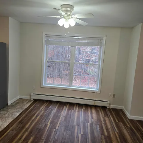 $2,495 | 315 Old Concord Turnpike, Unit 2, Barrington, NH 03825