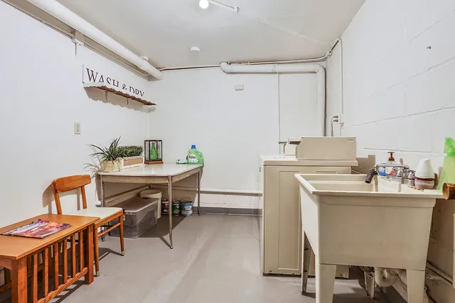 $1,500 | 512 Porter Street, Unit B, Lemont, IL 60439