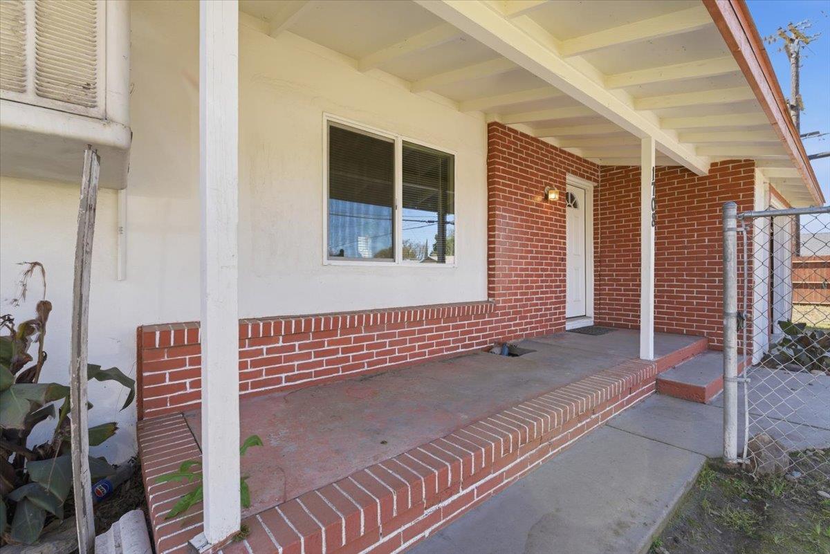 1708 Rouse Avenue Modesto, CA 95351 - Photo 2 of 30