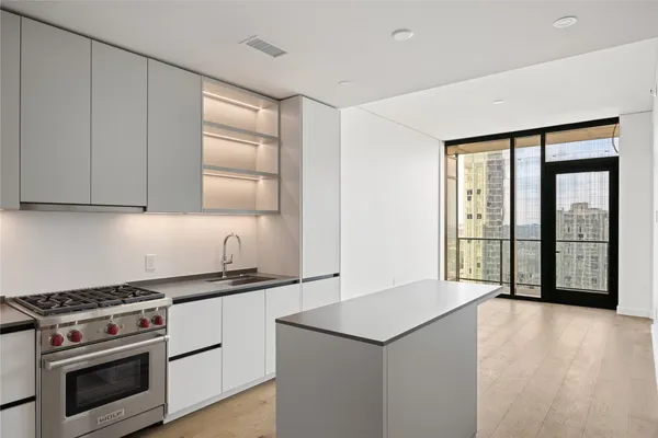 $3,100 | 610 Davis Street, Unit 2909, Austin, TX 78701