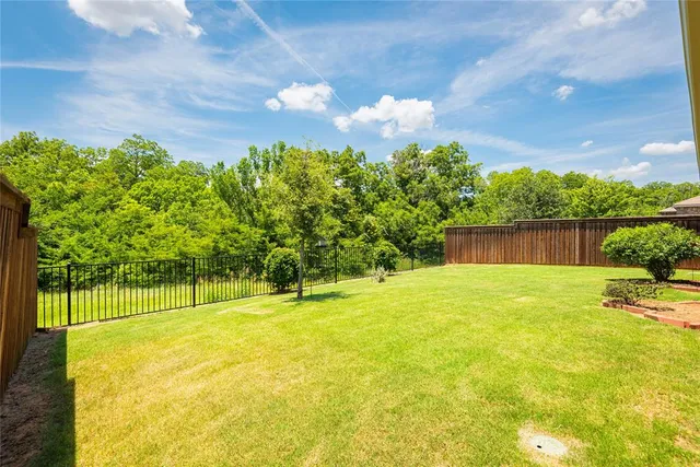 $314,900 | 1530 Acmite Avenue, Cross Roads, TX 76227