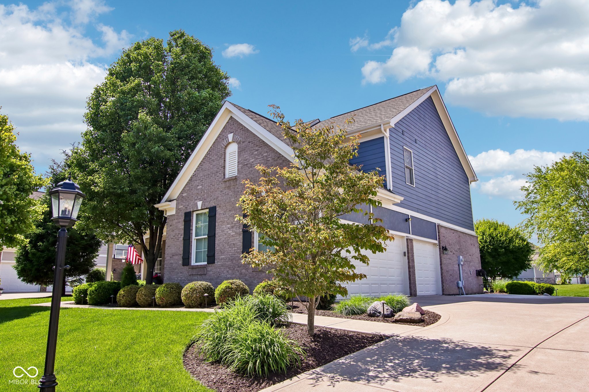 14616 Pleasant Crest Avenue Fishers, IN 46037 - Photo 2 of 54
