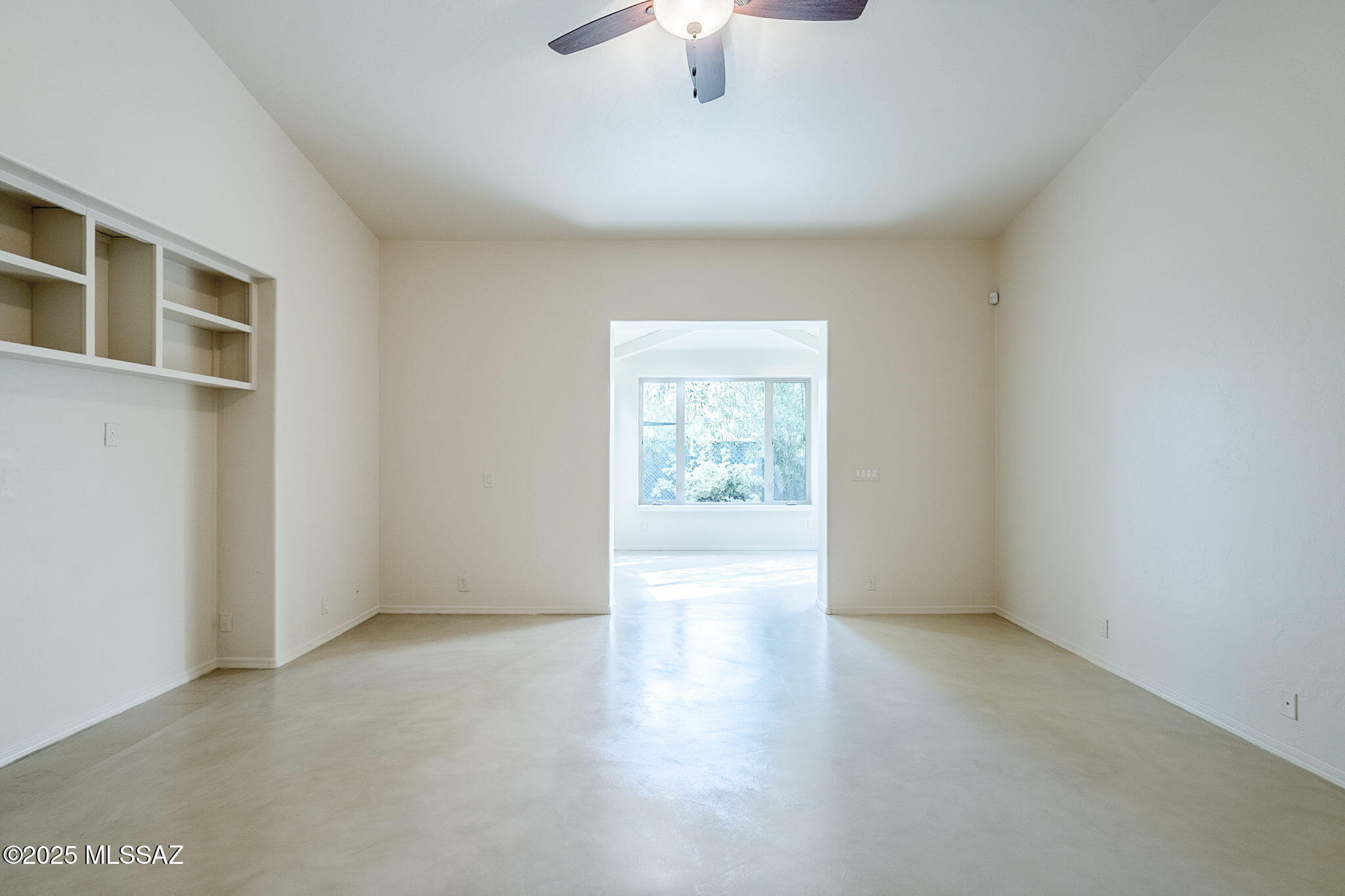9808 East Rock Ridge Court Tucson, AZ 85749 - Photo 23 of 51 Primary Suite Vacant