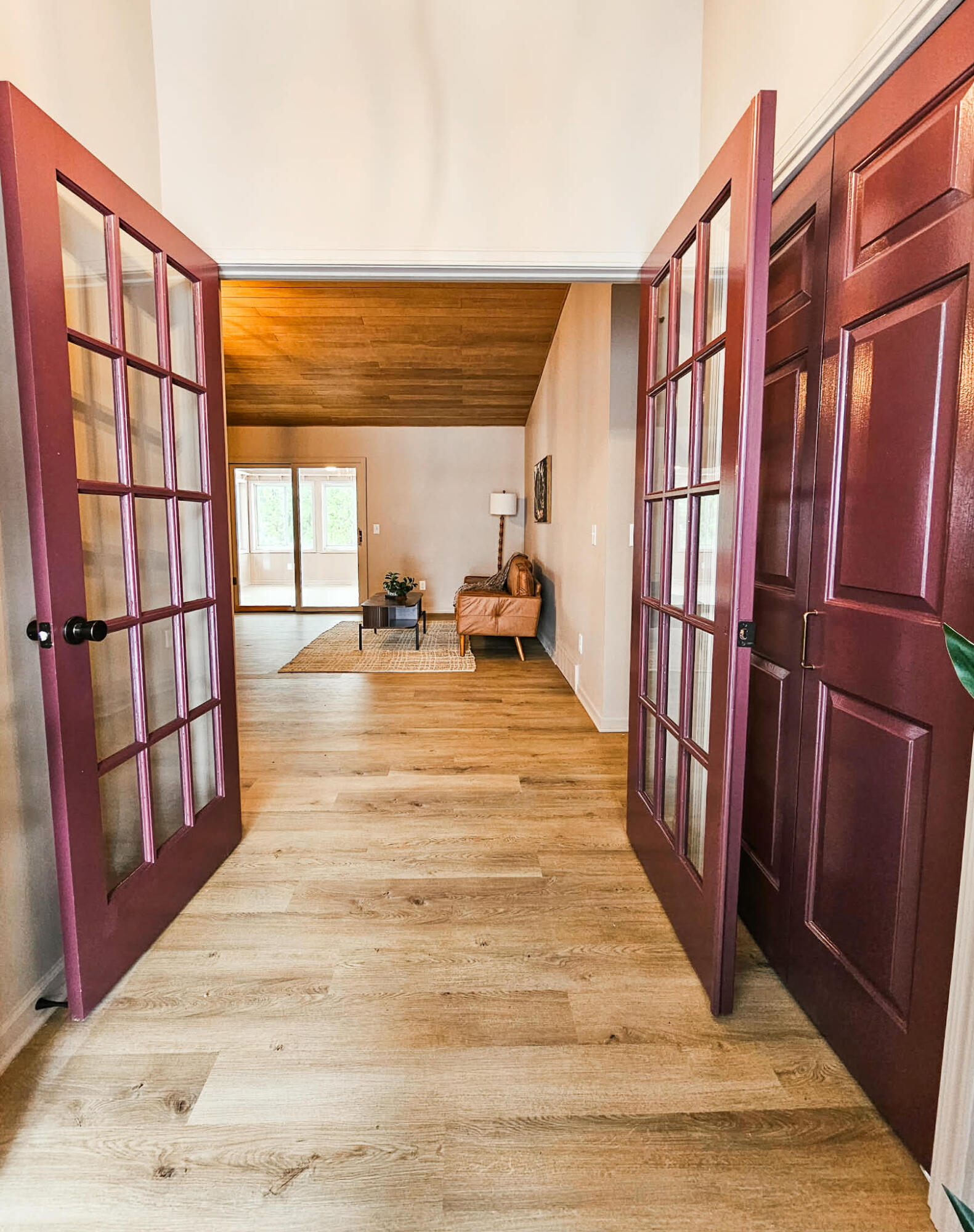 909 Barton Street Otsego, MI 49078 - Photo 6 of 58 b13