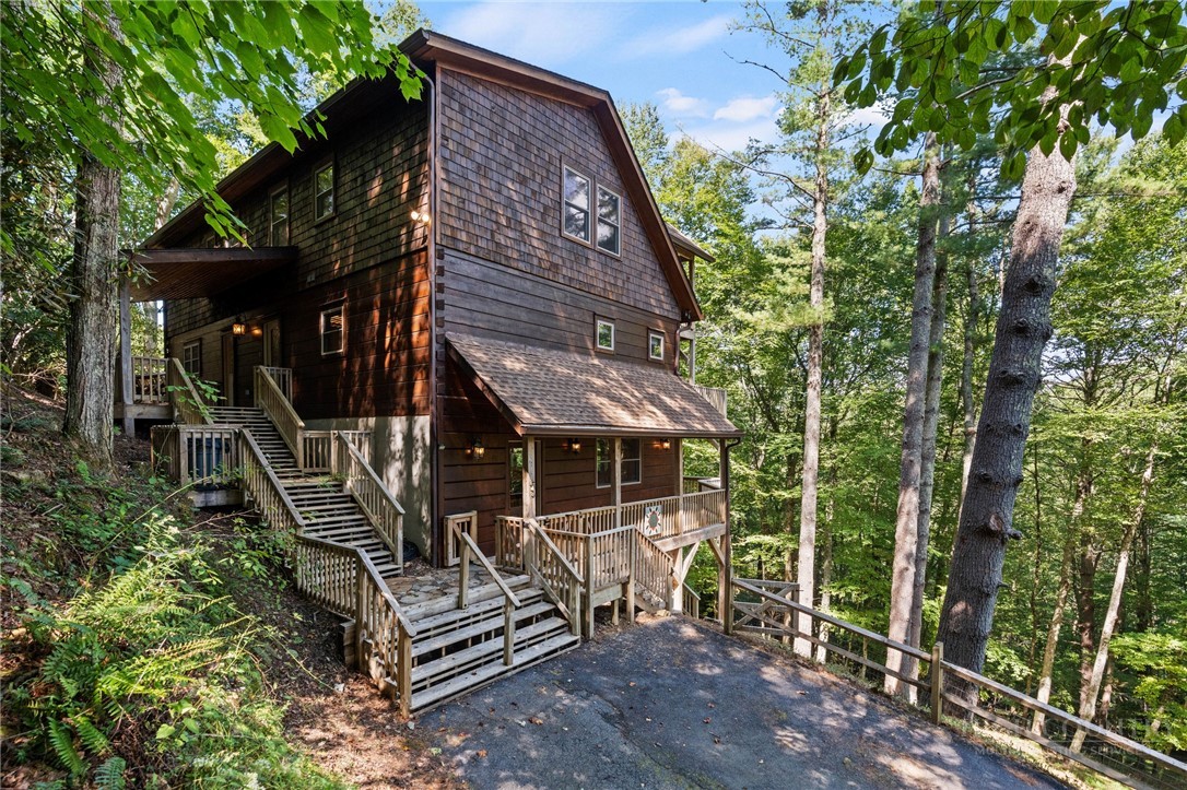 386 Little River Road Sugar Grove, NC 28679 - Photo 1 of 46 Gallery Image 1