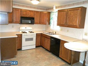 4539 Sefranka Road Temple, PA 19560 - Photo 5 of 12 Kitchen