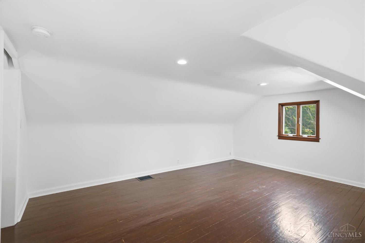 7767 Shawnee Run Road Cincinnati, OH 45243 - Photo 39 of 68 Gallery Image 39