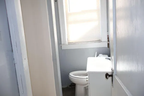 $750 | 15840 Indiana Street, Detroit, MI 48238