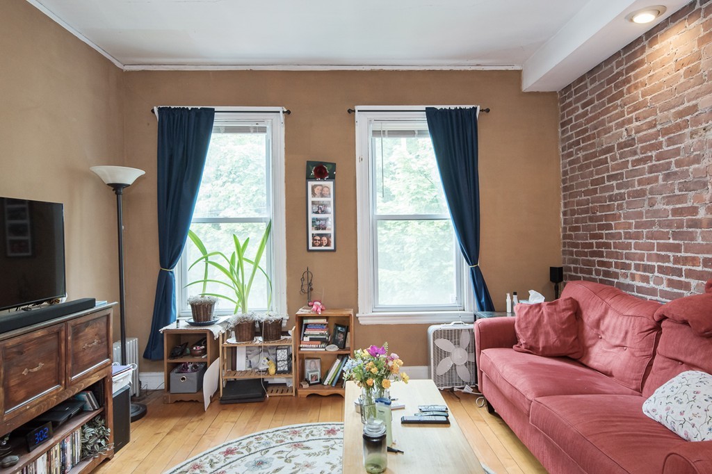 14 Leamington Road Boston, MA 02135 - Photo 13 of 21 Gallery Image 13