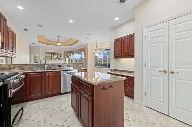 $595,000 | 6210 Cormorant Court, Bradenton, FL 34203