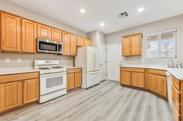 $1,825 | 2522 Evening Twilight Avenue, Henderson, NV 89044