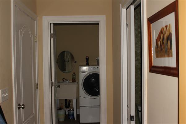 8 Button Road Easthampton, MA 01027 - Photo 6 of 10 a utility room with dryer and washer