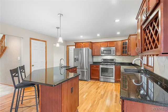 $599,000 | 44 Apple Blossom Boulevard, Lancaster, NY 14086