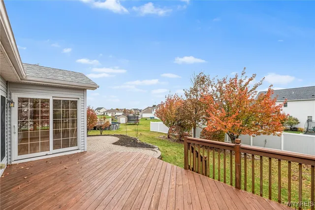 $599,000 | 44 Apple Blossom Boulevard, Lancaster, NY 14086