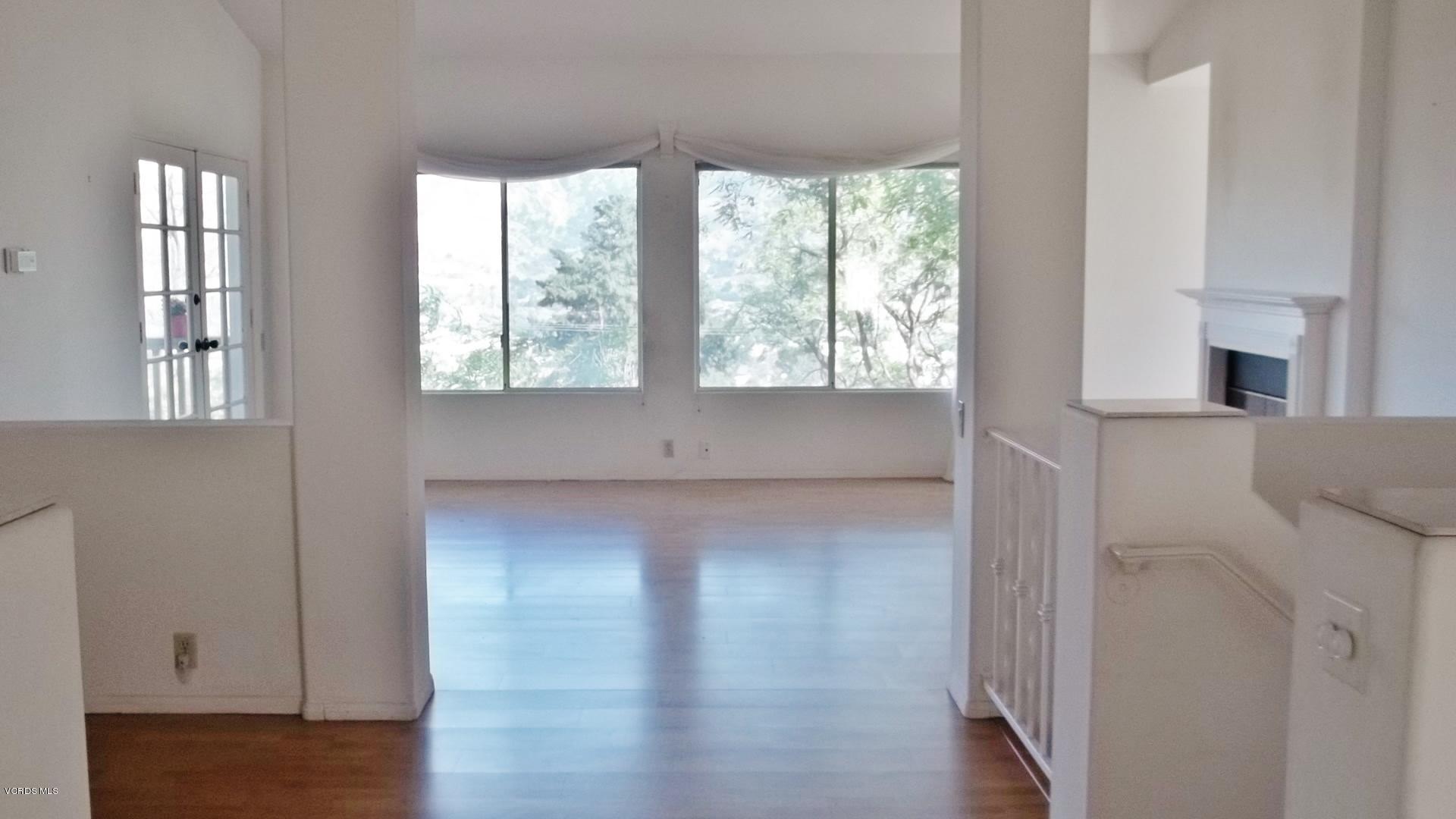 792 Manor Ridge Road Santa Paula, CA 93060 - Photo 4 of 22 100_3348