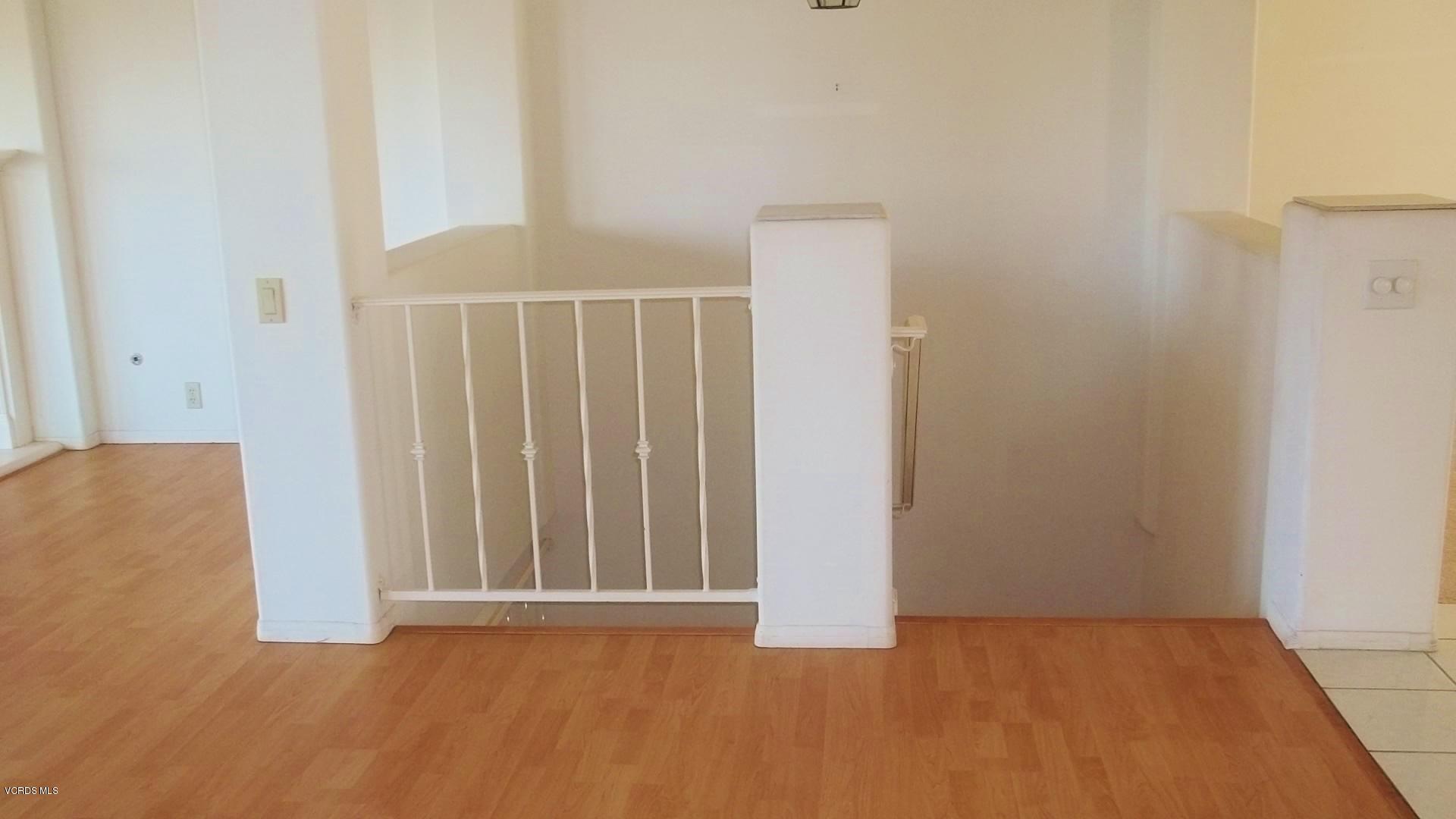 792 Manor Ridge Road Santa Paula, CA 93060 - Photo 8 of 22 100_3359