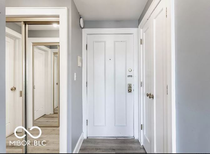 230 9th Street, Unit 304 Indianapolis, IN 46204 - Photo 3 of 5