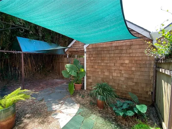$2,200 | 2 Mariners Cove North, New Orleans, LA 70124