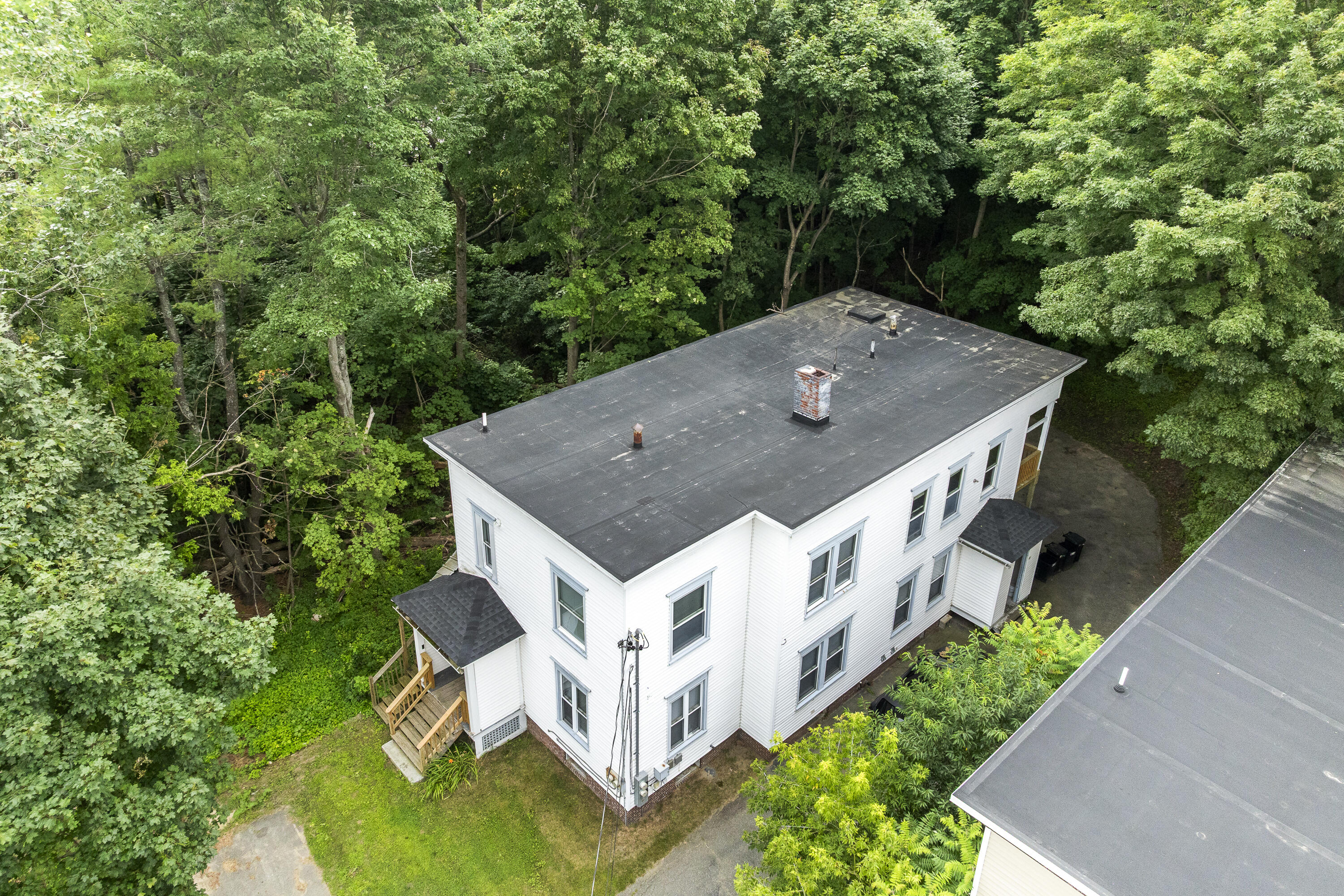 41 Burbank Street Lewiston, ME 04240 - Photo 4 of 49 07-41 Burbank St, Lewiston, ME-TP