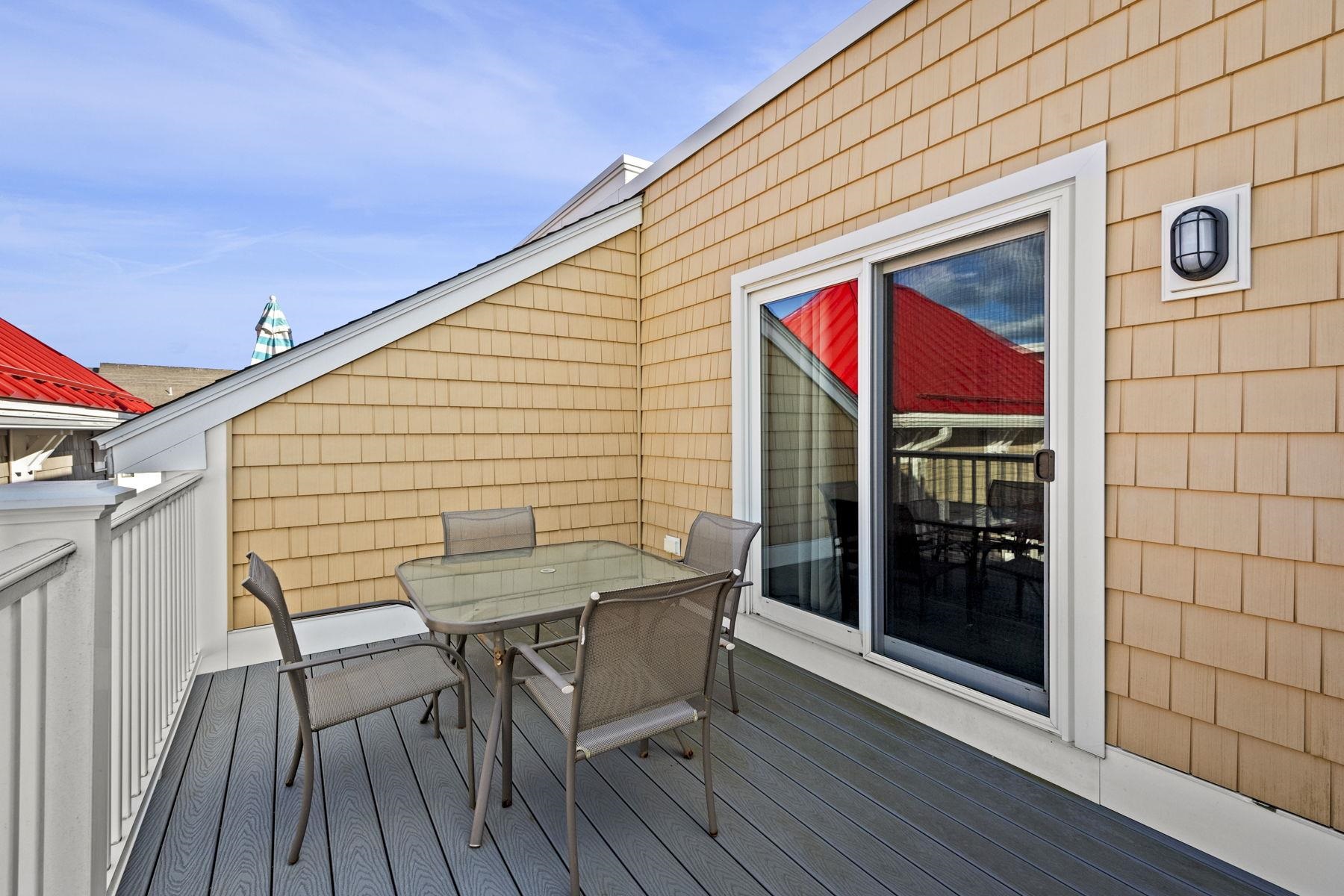 128 Ashworth Avenue, Unit 303 Hampton, NH 03842 - Photo 13 of 19