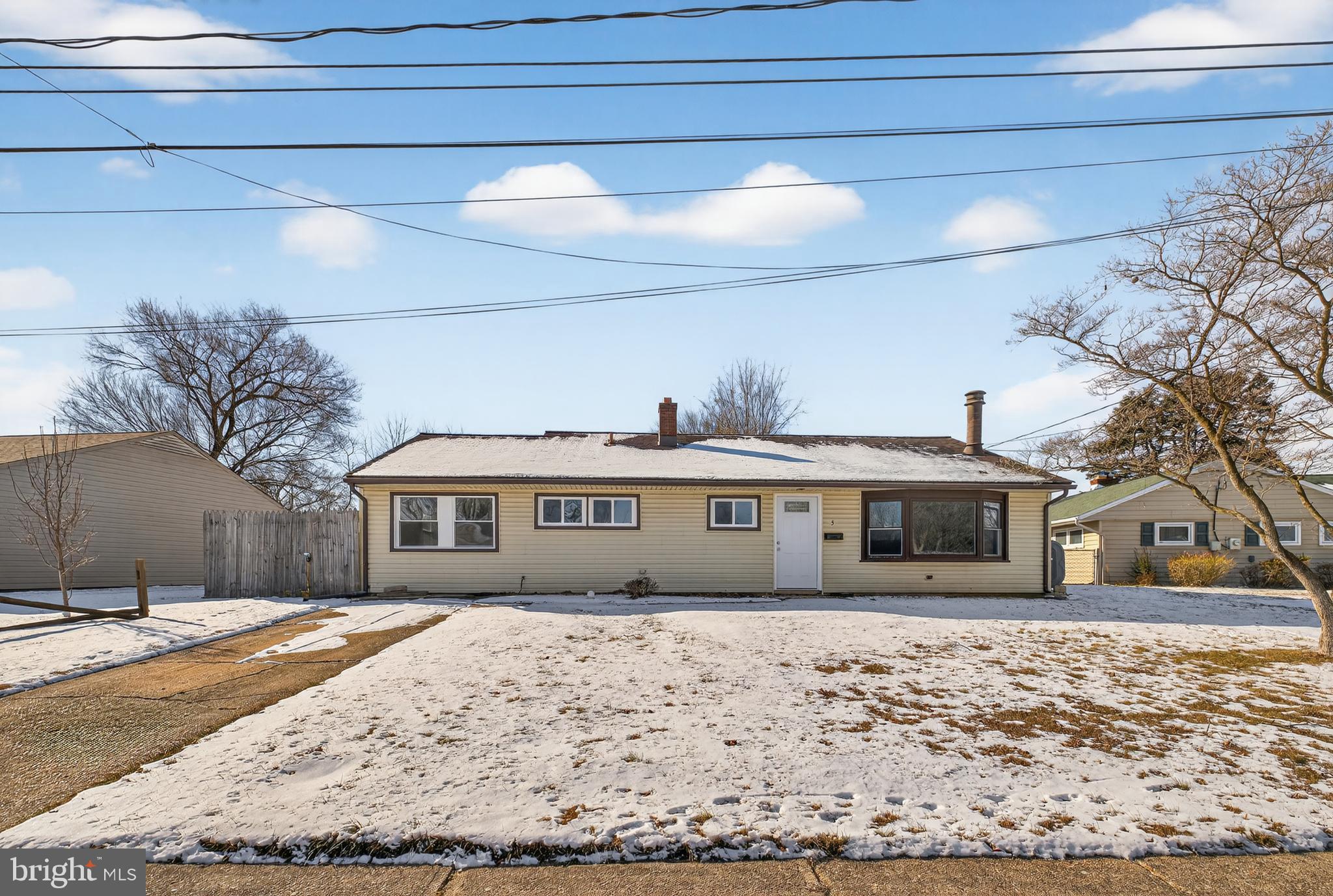 3 Marlyn Rd, Chestnut Hill Estates