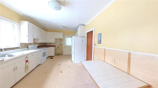 $169,900 | 20 Taylor Street, Oxford, NY 13830