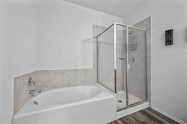 a view of a workspace with furniture