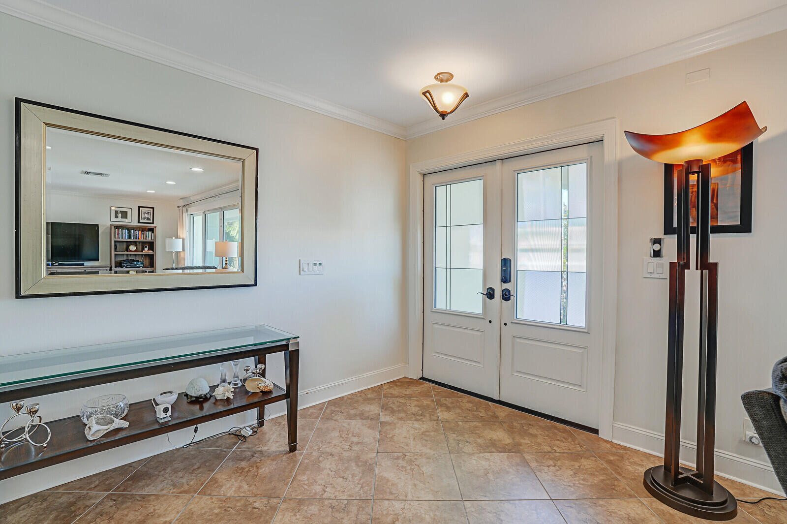1161 Dolphin Road Singer Island, FL 33404 - Photo 4 of 51 04_Image_4_mls