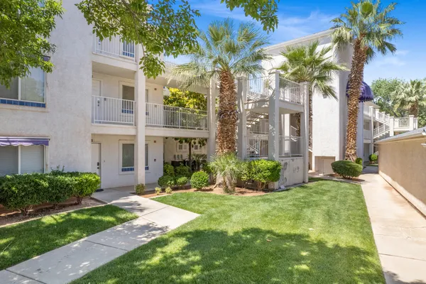 $585,000 | 1845 West Canyon View Drive, Unit 902, St. George, UT 84770