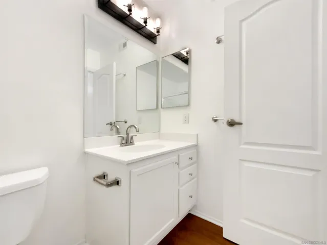 $610,000 | 12059 Alta Carmel Court, Unit 168, San Diego, CA 92128