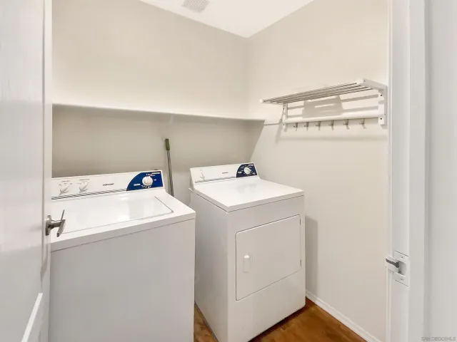 $610,000 | 12059 Alta Carmel Court, Unit 168, San Diego, CA 92128